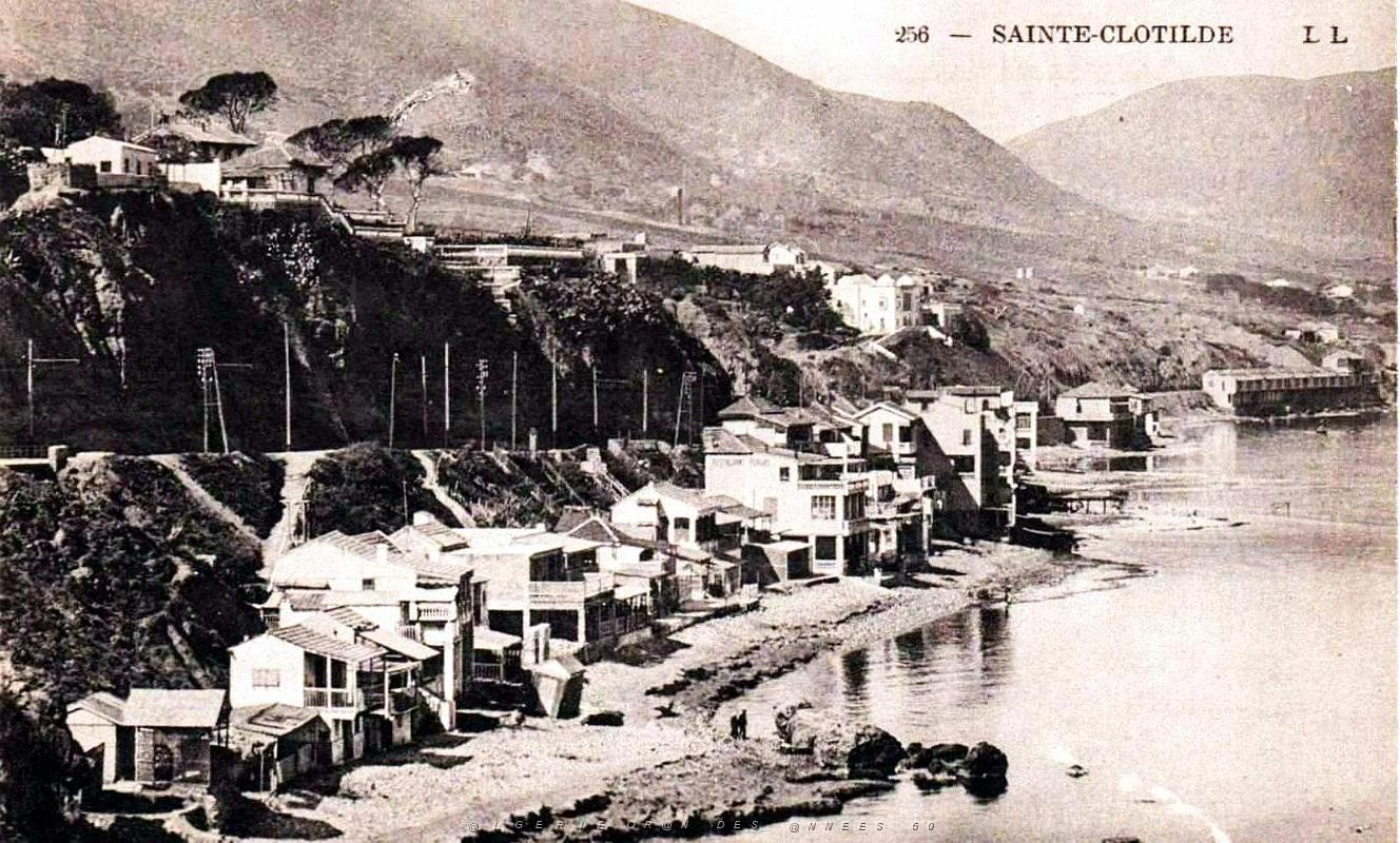 Oran - Corniche oranaise - Sainte-Clotilde.jpg